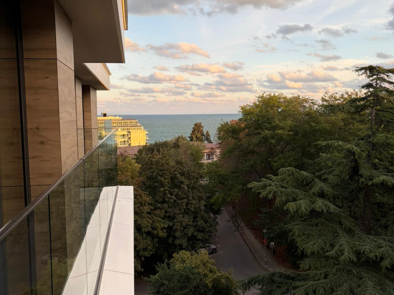 Azur Panorama 3 – Apartament modern nou cu vedere la mare