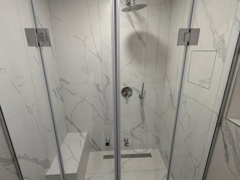 Azur Panorama 3 – Apartament modern nou cu vedere la mare