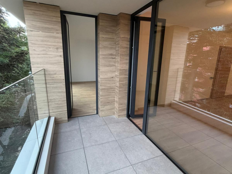 Azur Panorama 3 – Apartament modern nou cu vedere la mare
