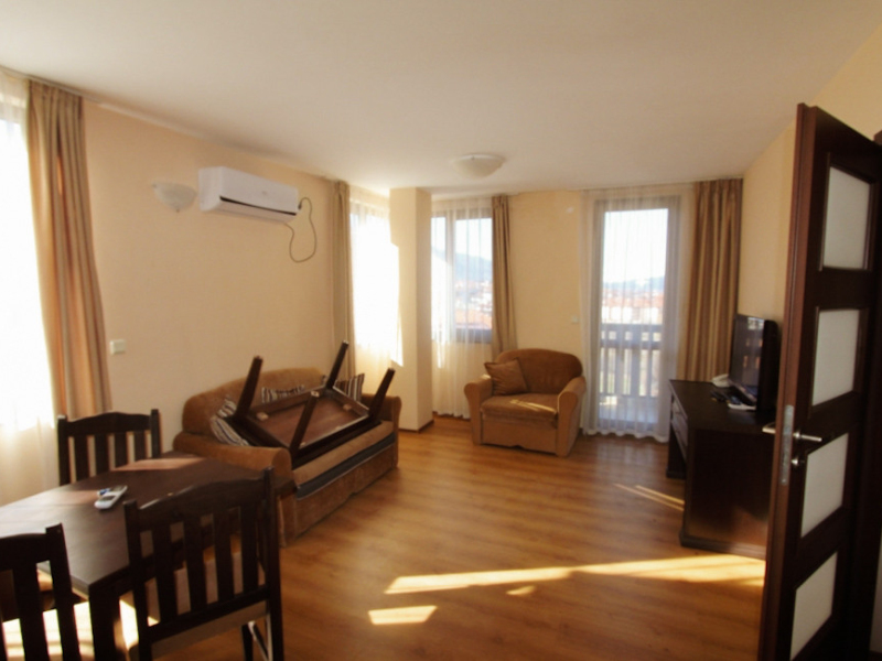 Apartament elegant cu o cameră în complexul Royal Park