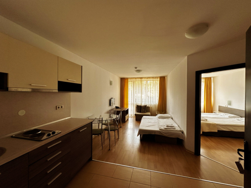 Apartament complet mobilat cu două camere în complexul Mountain Paradise