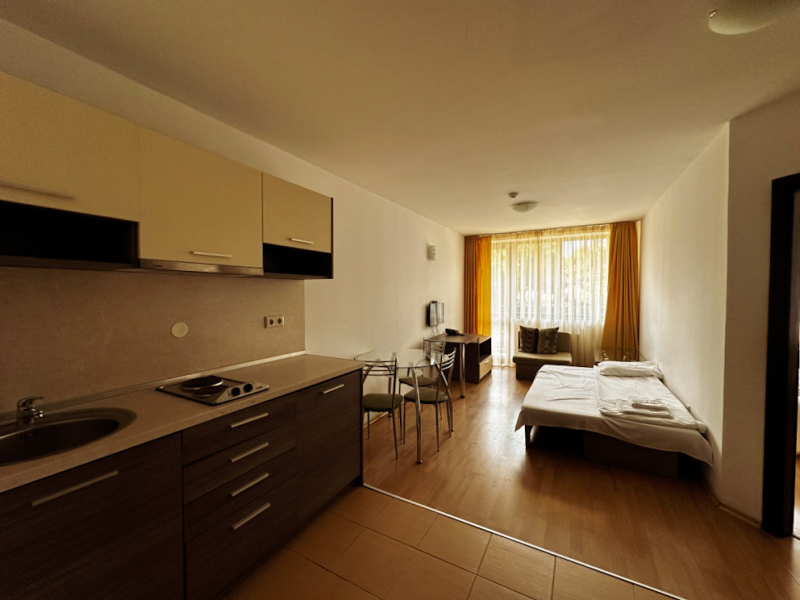 Apartament complet mobilat cu două camere în complexul Mountain Paradise