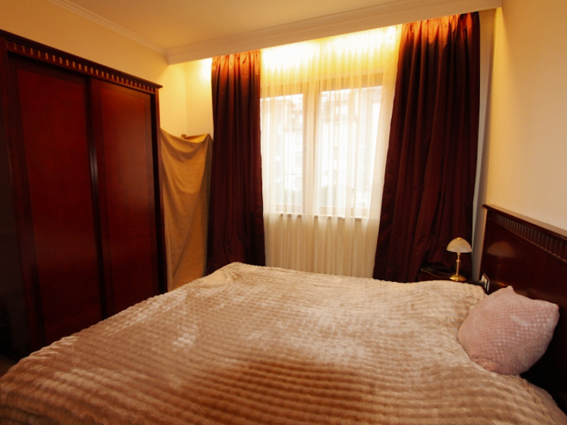Apartament mobilat cu două camere în complexul Downtown