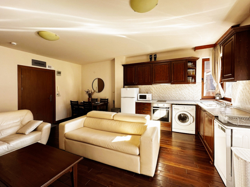Apartament complet mobilat cu o cameră în complexul de golf Pirin Golf & Country Club