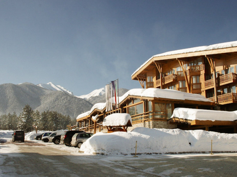 Apartament complet mobilat cu o cameră în complexul de golf Pirin Golf & Country Club