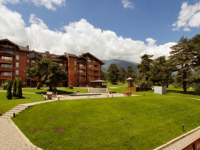 Apartament complet mobilat cu o cameră în complexul de golf Pirin Golf & Country Club