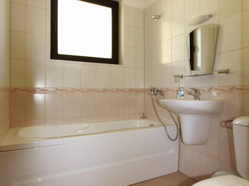 Apartament cochet cu o cameră și două balcoane în complexul Tri Hory