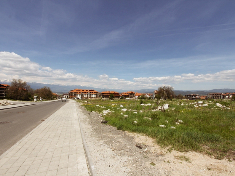 Teren generos reglementat (UPI) la doar 200 de metri de teleschi – Bansko