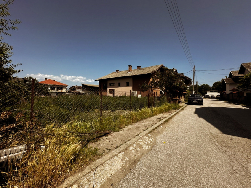 Teren reglementat pentru construcții într-o zonă liniștită a orașului vechi – Bansko