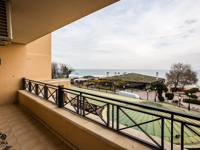 Apartament confortabil nr. 503 cu terasă și vedere la resort, Zlaté Piesky