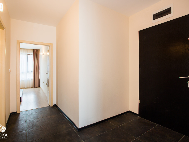 Apartament elegant nr. 312 cu terasă în resortul SIRENA – Nisipurile de Aur