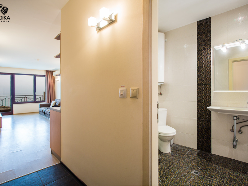 Apartament elegant nr. 312 cu terasă în resortul SIRENA – Nisipurile de Aur