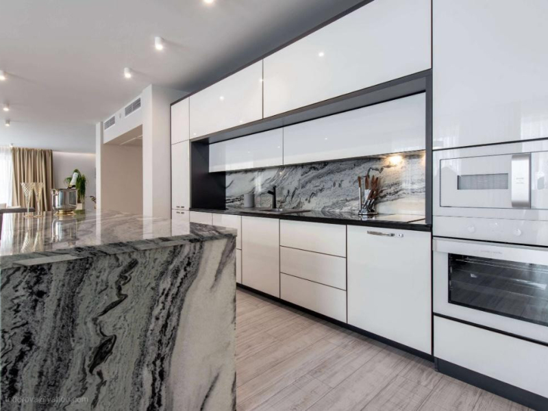 APARTAMENT EXCLUSIV PE PLAJĂ | REZIDENȚĂ SUNNY DAY