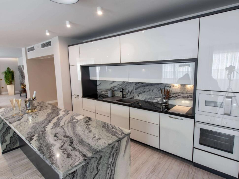 APARTAMENT EXCLUSIV PE PLAJĂ | REZIDENȚĂ SUNNY DAY
