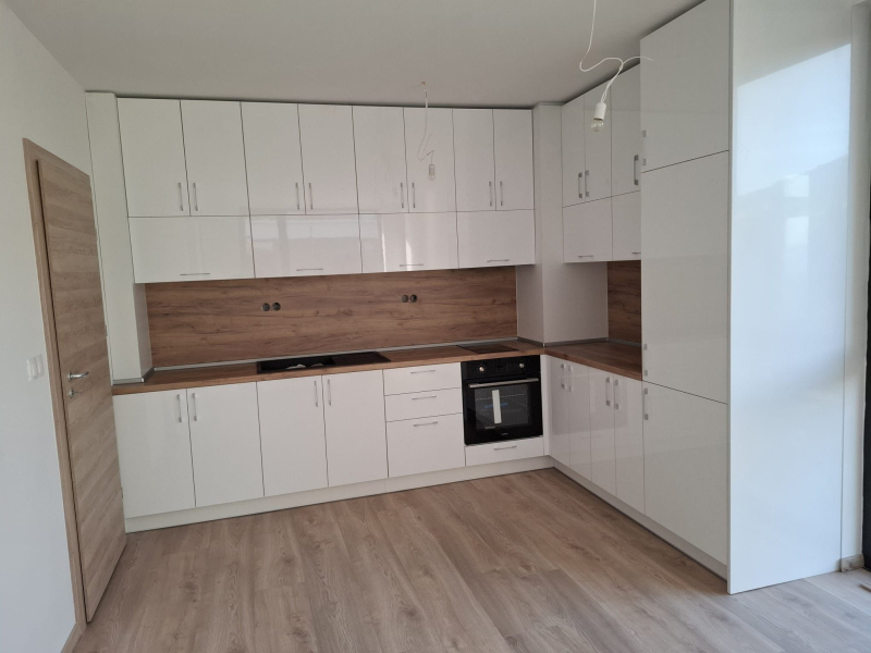 Apartament luxos cu 3 camere și vedere panoramică la mare – Azur Panorama