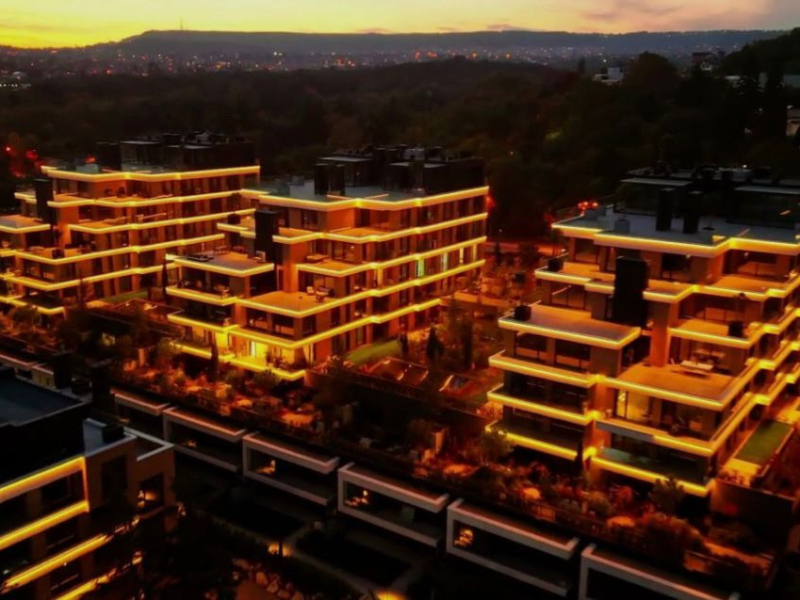 Apartament luxos cu 3 camere și vedere panoramică la mare – Azur Panorama