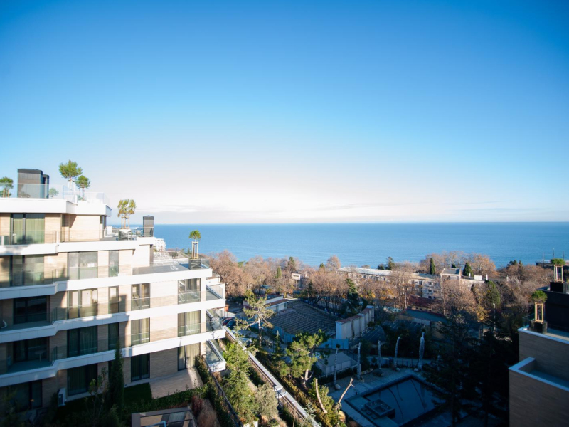 Penthouse emblematic cu terasă panoramică – lux absolut la complexul Azur Panorama
